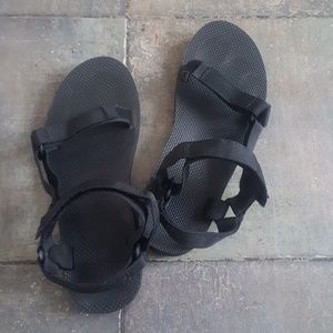 Teva Sandals black size 10
